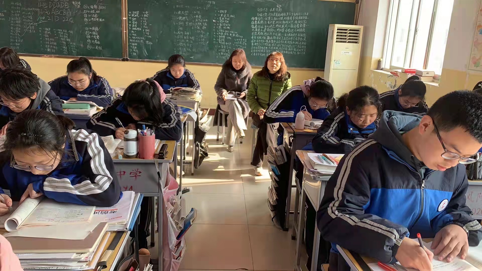 芮城县教育局教研室指导我校教学工作(图2)